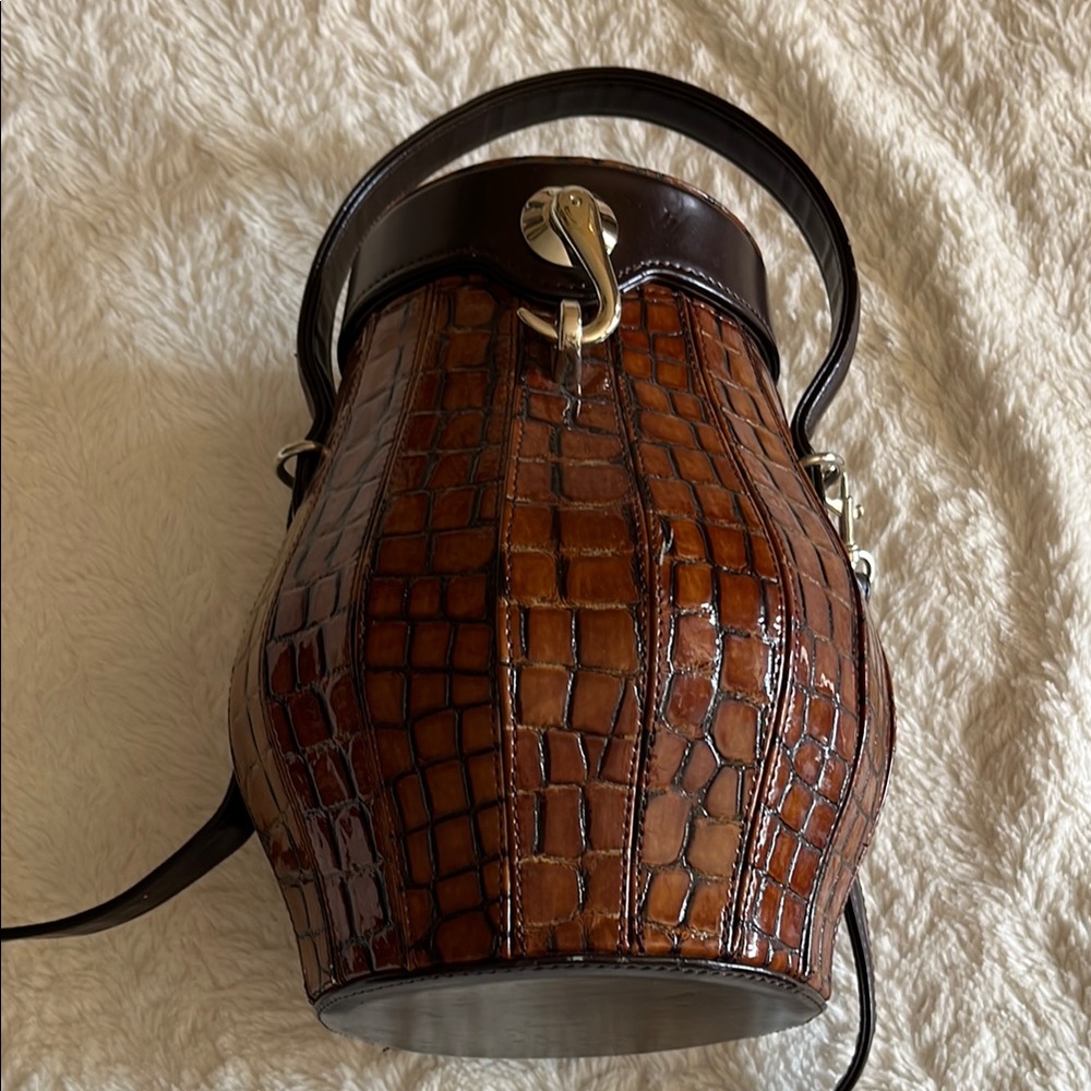 Unique faux Crocodile-Embossed Women's Bag 💼